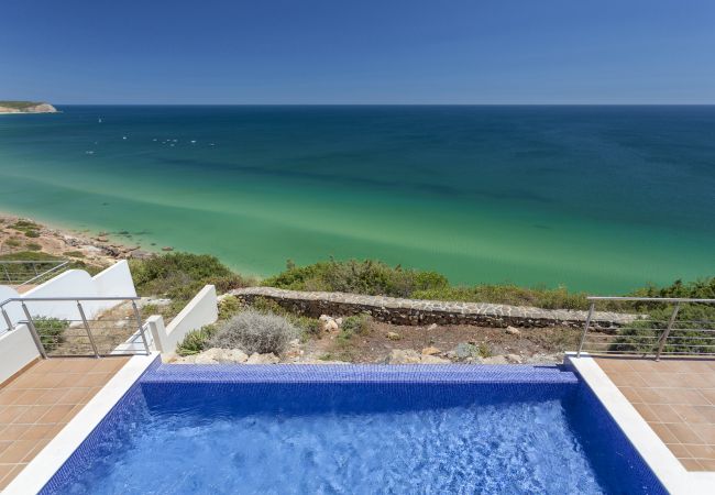 Villa em Salema - The Infinity Villa By The Getaway Collection