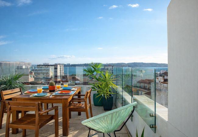 Casa geminada em Lisboa - Top Luxury Design Townhouse Pool