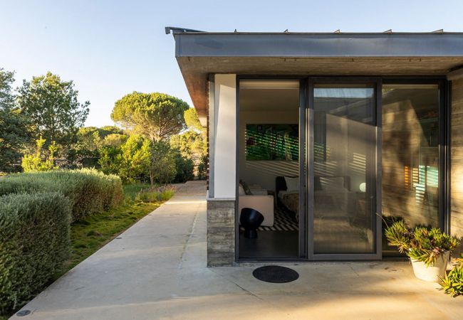 Villa in Melides - The Pine Tree Comporta Villa by TGC