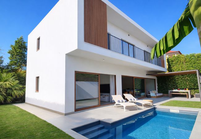 Villa in Cascais - Juzo Trendy Villa